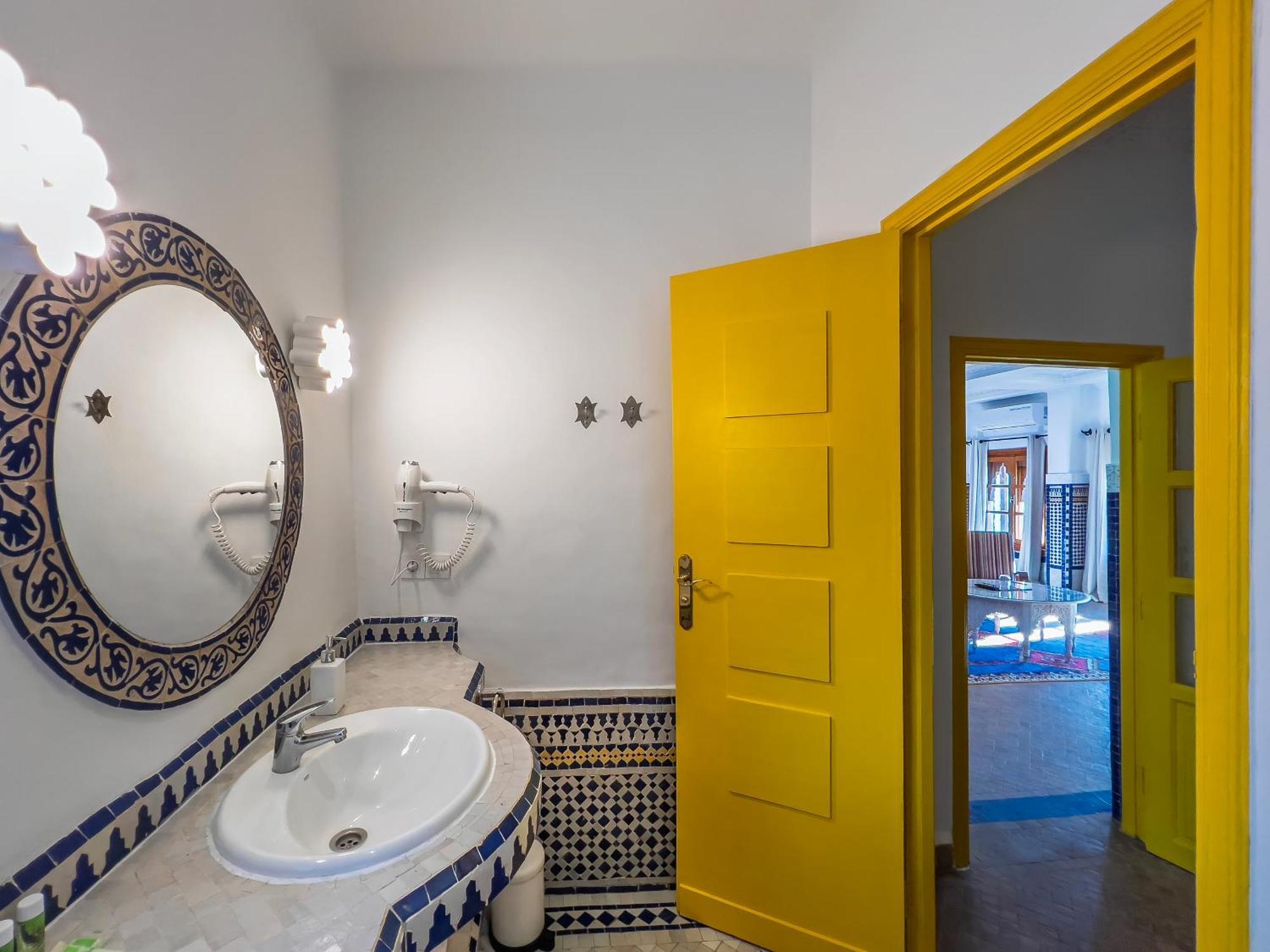 Riad Tanja By Chef Moha Hotel Tangier Exterior photo